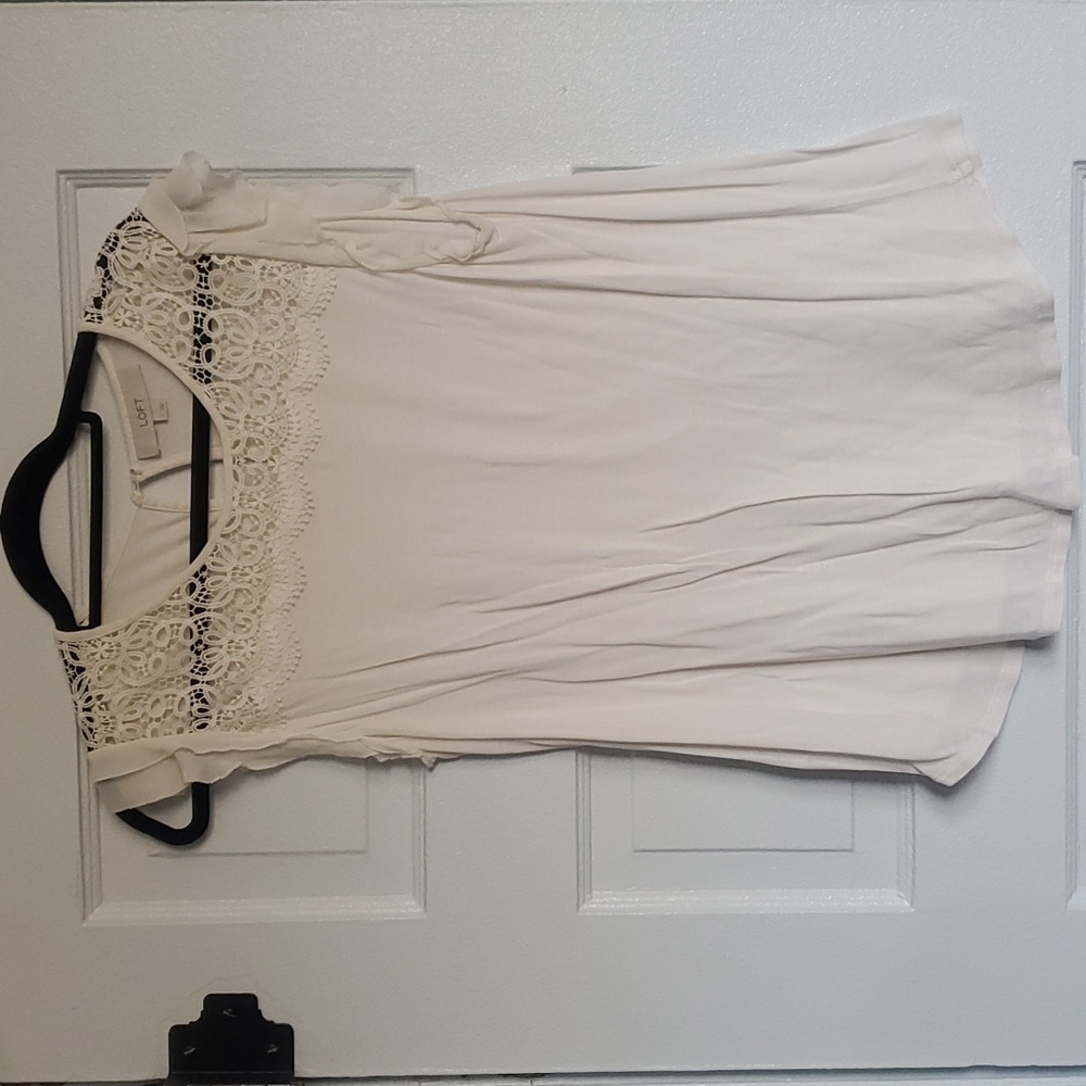 Lrg off white Loft Blouse.